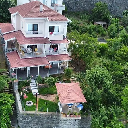 Villa Laila Trabzon Exterior photo