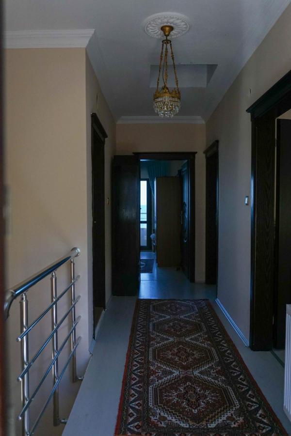 Laila * Trabzon